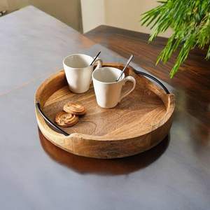 Bandeja Redonda de Madera para Servir de 10 Pulgadas, Plato Rústico Marrón con Asas, Bandeja de Cocina Estilo Granja para Comida y Bebidas, Venta al por Mayor para Exportación - Product Image 4