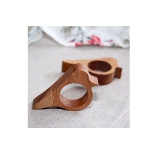 Ensemble d'anneaux de serviette en bois, accessoires décoratifs de table pour mariages, dîners, événements, restaurants, repas de fêtes et célébrations - Product Image 1
