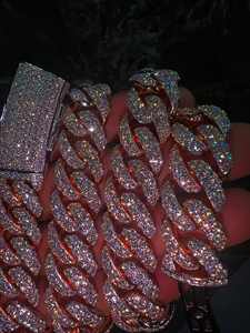 Collar de Cadena Cubana Premium CONCEPTION en Oro Rosa con Piedras Radiantes, Estilo Moderno Hip Hop - Product Image 5