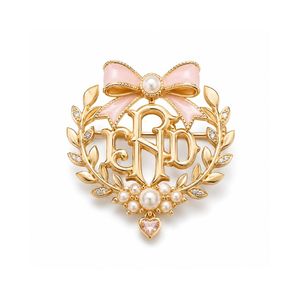 Badge Métallique Classique Couronne et Bouclier avec Cristaux Scintillants pour Cérémonie de Remise des Diplômes Féminine, Décoration de Blazer, Broche de Sororité - Product Image 5