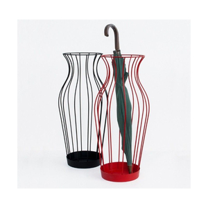 Soporte para Paraguas de Metal Color Dorado, Diseño Minimalista y Elegante, Moderno y Decorativo, para Oficina u Hotel - Product Image 4