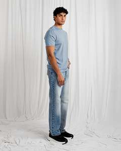 เสื้อยืดแขนสั้นผู้ชาย สไตล์มินิมอล สีพื้นเรียบ รับทำแบรนด์ ขายส่งจำนวนมาก - Product Image 4