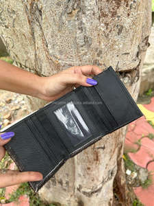 กระเป๋าสตางค์หนังวัวแบบพับสามทบสวยๆพร้อมฝาปิดแบบสแนปหนังแท้แบบตะวันตกกระเป๋าสตางค์ใส่บัตรเครดิตขนาดเล็ก - Product Image 6