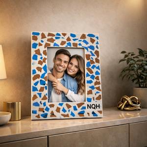 Cadre photo en bois gravé sur mesure pour cadeau de fête prénatale et de célébration d'anniversaire - Product Image 5