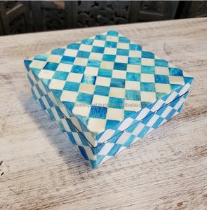 Vente chaude De Luxe Rectangle Résine Boîte À Bijoux Meilleure Qualité Femme Os Incrustation Fabriqué À La Main Modèle Modèle Ange Wending Bijoux - Product Image 4