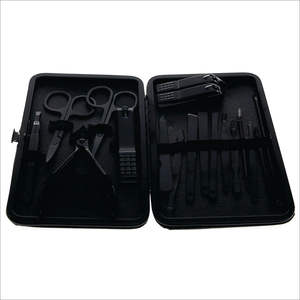 Set de Manicura con Logotipo Personalizado, Set de Tres Cuchillos para Pedicura, Kit Profesional de Cortaúñas para Mujer, Herramientas para Cortar Uñas - Product Image 1