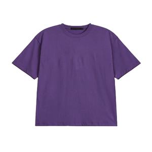 เสื้อยืดโอเวอร์ไซส์ของผู้ชายที่มีสไตล์ & สวมใส่สบายทรงหลวมผ้าฝ้าย100% พิมพ์โลโก้ขนาดใหญ่และสูง - Product Image 1