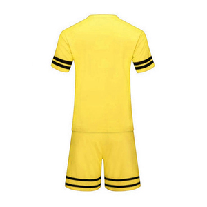 Uniformes de Fútbol Personalizados OEM para Hombre, Camisetas de Entrenamiento, Transpirables, con Diseño de Color Personalizado e Impresión Digital 100% - Product Image 3