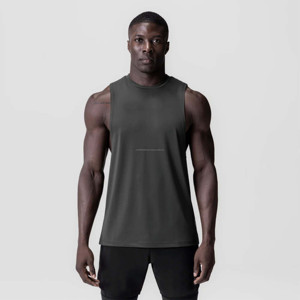 Débardeur musculaire personnalisé pour homme - T-shirt sans manches léger et respirant pour les entraînements intenses et la musculation - Product Image 1