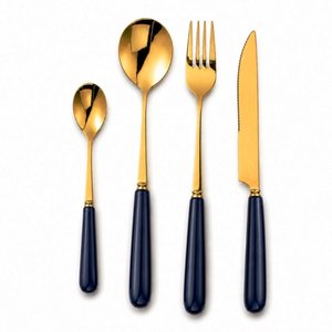Juego de Cubiertos de Acero Inoxidable con Mango de Bambú, Acabado de Alto Brillo, Apto para Lavavajillas, Ecológico, Resistente al Óxido, Diseño Tradicional - Product Image 1