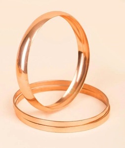 Pulsera Ajustable de Cobre Puro Bañada en Oro y Brazalete Martillado - Personalizada con Impresión Reactiva Hecha a Mano en India - Product Image 4