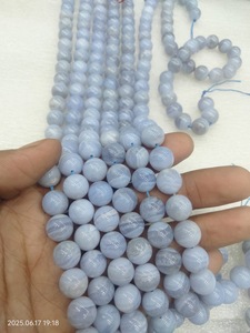 Perles rondes en agate bleue naturelle – Perles lisses et polies pour la fabrication de bijoux - Product Image 2