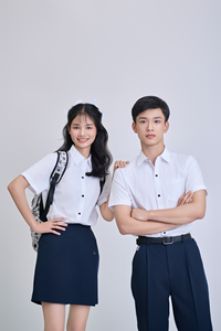 Chemise d'uniforme scolaire unisexe à manches courtes FMF pour l'école primaire vietnamienne - 80% polyester, 15% rayonne, 5% élasthanne (Blanc et Bleu marine) - Product Image 4