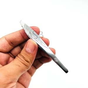 Pinza para Cejas de Acero Inoxidable con Punta Inclinada y Mango Elegante, Logotipo Personalizado, Instrumento de Belleza Ligero, Pinza de Precisión - Product Image 5