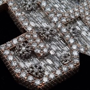Luxury VVS Mossanite Diamond <b>Pendant</b> Iced Out Hiphop Jewelry Two Tone <b>Initial</b> Letter 925 Sliver Hiphop Custom Moissanite <b>Pendant</b> - Product Image 2