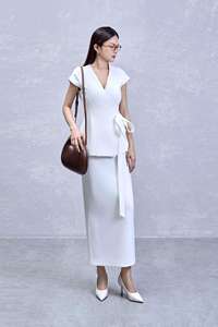 Blusa Elegante de Oficina y Estilo Casual KA02 con Cuello en V, para Mujer, Estilo Vietnamita, con Lazo en la Cintura, de Alta Calidad - Product Image 2