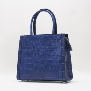 Proveedor de Vietnam Cuero genuino Tamaño 27cm * 24cm * 11cm Bolso de mujer Bolsos de cuero de cocodrilo de lujo para mujer - Product Image 1