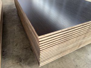 แผ่นปูพื้นไม้ยางพารา HPF FIRST-CLASS แบบตกแต่งด้านเดียว ฟิล์มไม้ไผ่ เกรด E1 สำหรับพื้นคอนเทนเนอร์ ใช้ในอุตสาหกรรม ผลิตตามสั่ง - Product Image 4