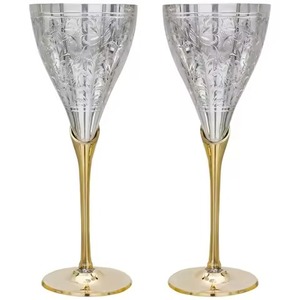 Gobelet à vin en acier inoxydable réutilisable de luxe, coupe à vin sur pied de qualité supérieure pour mariage, hôtel, restaurant - Product Image 2