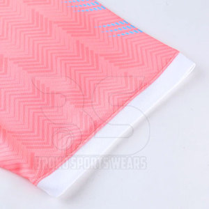 Conjunto de Uniforme de Fútbol para Hombre de Verano, Jersey y Pantalones Cortos Ligeros, Material Transpirable y Cómodo, Ideal para Partidos en Clima Cálido - Product Image 5