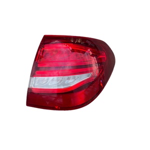 Feux arrière LED d'origine pour <span class=keywords><strong>Mercedes</strong></span>-Benz <span class=keywords><strong>Classe</strong></span> <span class=keywords><strong>C</strong></span> W205 LCI C180, C200, C260, C300, C43 AMG <span class=keywords><strong>2021</strong></span> 2020 2019 - Product Image 2
