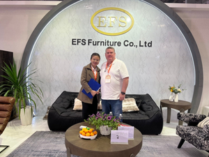 Fauteuil d'appoint moderne de style hôtel, cadre en bois, coussin de siège, dossier en forme de diamant, salon, chambre à coucher, lecture, extérieur - Product Image 6