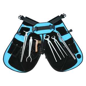 Kit de ferrage pour chevaux en acier inoxydable, comprenant : écarteur de sabots, tablier réglable, pince à sabots, pince à tête, cisaille à sabots, brosse de nettoyage, haute performance - Product Image 1