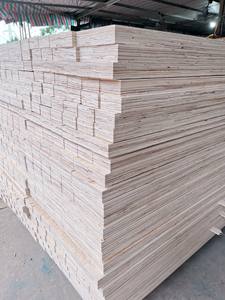 Madera Contrachapada Laminada Personalizada para Construcción, Madera de Pino LVL - Product Image 5