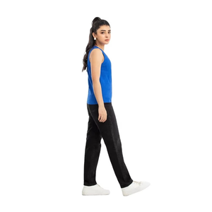 Débardeur en tissu denim respirant haute performance pour femme, décontracté et sportif, avec logo frontal, fournisseur OEM de vêtements de sport personnalisés - Product Image 3