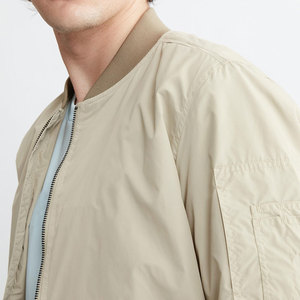 Blouson Bomber Homme Hiver 2026 Coupe Slim Décontractée Style Urbain Col Montant Respirant Séchage Rapide Vêtement Urbain Polyester/Coton - Product Image 4