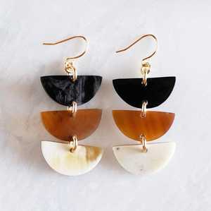 Pendientes de Cuerno de Búfalo Hechos a Mano, Ecológicos y Modernos, con Forma Natural, MN EXPORTS, para Bodas, Fiestas y Festivales, Artesanía Natural - Product Image 3
