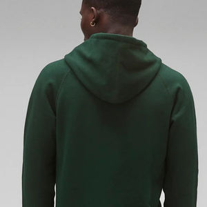 Design décontracté pour une utilisation en extérieur, offrant une chaleur légère, une finition soignée et un style intemporel pour hommes, à prix abordable. - Product Image 5