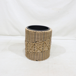 Maceta de Plástico con Cilindro Metálico, Estilo Mimbre, para Decoración de Jardín y Patio Exterior, en Oferta - Product Image 6