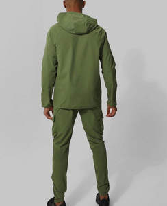 Veste de pluie softshell imperméable personnalisée pour hommes, coupe-vent de randonnée avec impression en nylon, imperméable pour l'extérieur - Product Image 1