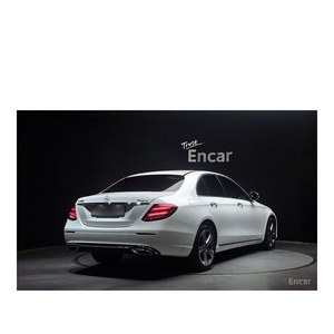 Mercedes-Benz Classe E E300 4MATIC Avantgarde avril 2019, 58 645 km, boîte automatique, conduite à gauche, norme Euro V, sièges en cuir - Product Image 2