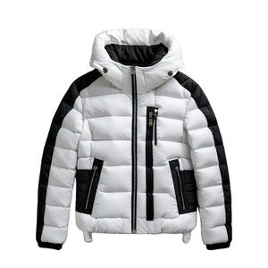 Le Pakistan a fait des vestes bouffantes pour hommes de qualité supérieure à la main respirant Design élégant de haute qualité vêtements d'hiver longs avec décoration en fourrure - Product Image 2