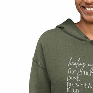 Nouveau design 2026 – Sweat à capuche imprimé pour femme, col rond, manches longues, ourlet brut, coupe tendance - Product Image 5