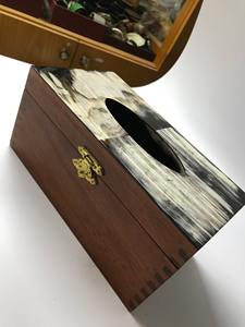 Portapañuelos Rectangular de Madera para el Hogar y la Oficina, Almacenamiento Elegante para Mesa y Decoración Estilosa para el Hogar, de la India - Product Image 3