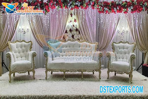 Loveseat de escenario de boda dorado para novia novio juego de sofá blanco dorado para escenario de boda juego de sofá italiano de escenario de boda - Product Image 2