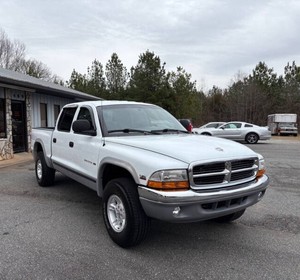 Grande Demande - Modèle Ancien - Vente en Gros - Dodge Dakota SLT 4WD Crew Cab Pick-Up d'Occasion 2000 - PRÊT À EXPÉDIER - LIVRAISON 24/7 - Product Image 2