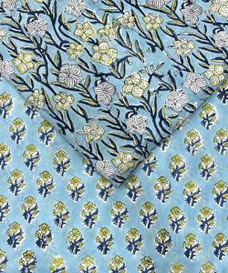 Tela 100% algodón suave y puro con estampado floral para ropa - Túnica india para vestidos, cortinas, ropa de dormir, juguetes, ligera - Product Image 5