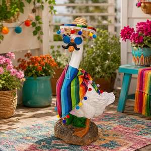 Decoración de Jardín con Temática Mexicana: Traje de Ganso para Porche, Sombrero, Bufanda, Gafas y Bigote - Product Image 1