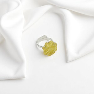 Bague ajustable en argent sterling avec fleur de quartz jaune sculptée, bijoux bohèmes en pierres précieuses, vente en gros - Product Image 1