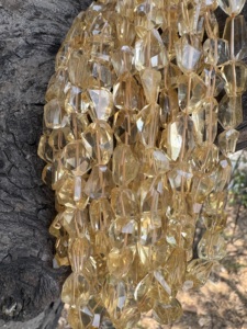Perles de citrine facettées de qualité AAA+ 16'' St 9x10mm-11-15mm.-Approx.-Fil de 40cm - Product Image 6