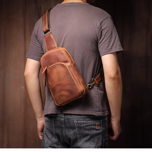 Sacs tactiques personnalisés pour hommes, sacs de poitrine en cuir Crazy Horse, sacs bandoulière pour hommes. - Product Image 3