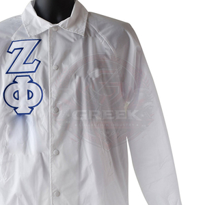 เสื้อแจ็คเก็ตกันลมแบบมีฮู้ด Custom Front Zeta Sorority ZPB สำหรับทุกเพศ ปักลายกันน้ำ ระบายอากาศได้ดี ผ้าแคนวาส ซับในผ้าไหม ทีมกรีก - Product Image 4