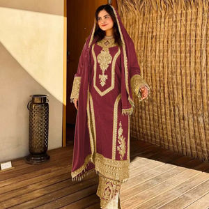 Ensemble Kurti Plazzo Dupatta en soie ethnique élégant et traditionnel de haute qualité pour femmes, pour les occasions de fête et les célébrations festives - Product Image 1