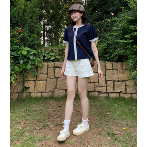 เสื้อยืดกระดุมติดแบบเป็นมิตรต่อสิ่งแวดล้อมขายดีสำหรับผู้หญิง หลายสี ดีไซน์ใหม่ ทรงเข้ารูป ป้องกันรังสียูวี ผลิตจากวัสดุธรรมชาติ เสื้อเบลาส์สไตล์เวียดนาม - Product Image 1