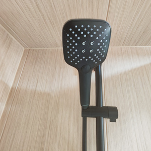 Mini-maison en acier sur roues, maison de voyage modulaire, maison mobile, cabane, unité de vie portable avec cuisine, salle de bain et espace de couchage - Product Image 5