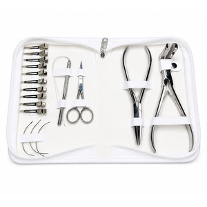 Nouvel arrivage : Kit d'outils professionnels personnalisés pour extensions capillaires – Pinces à pression pour bandes adhésives, crochets en boucle, aiguilles en C, ciseaux et pinces de coiffure - Product Image 1